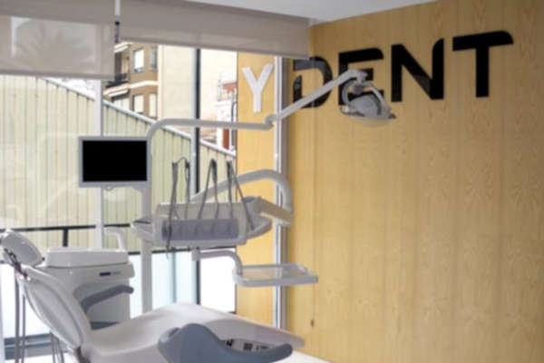 Dental Nedyt Catarroja S.L. silla para revisión dental
